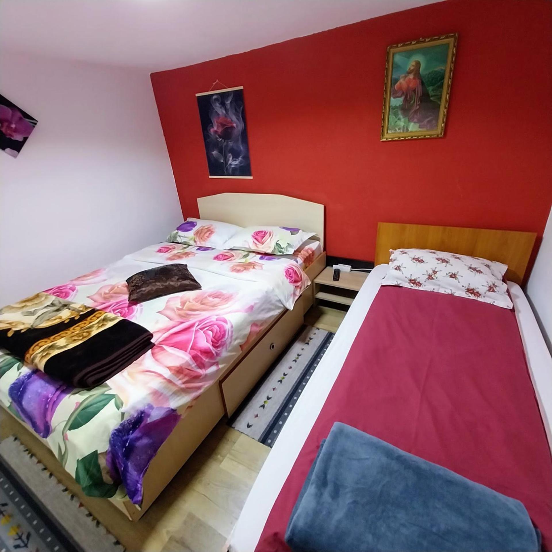 Hotel Casa Andreea Novaci-Străini Exteriér fotografie