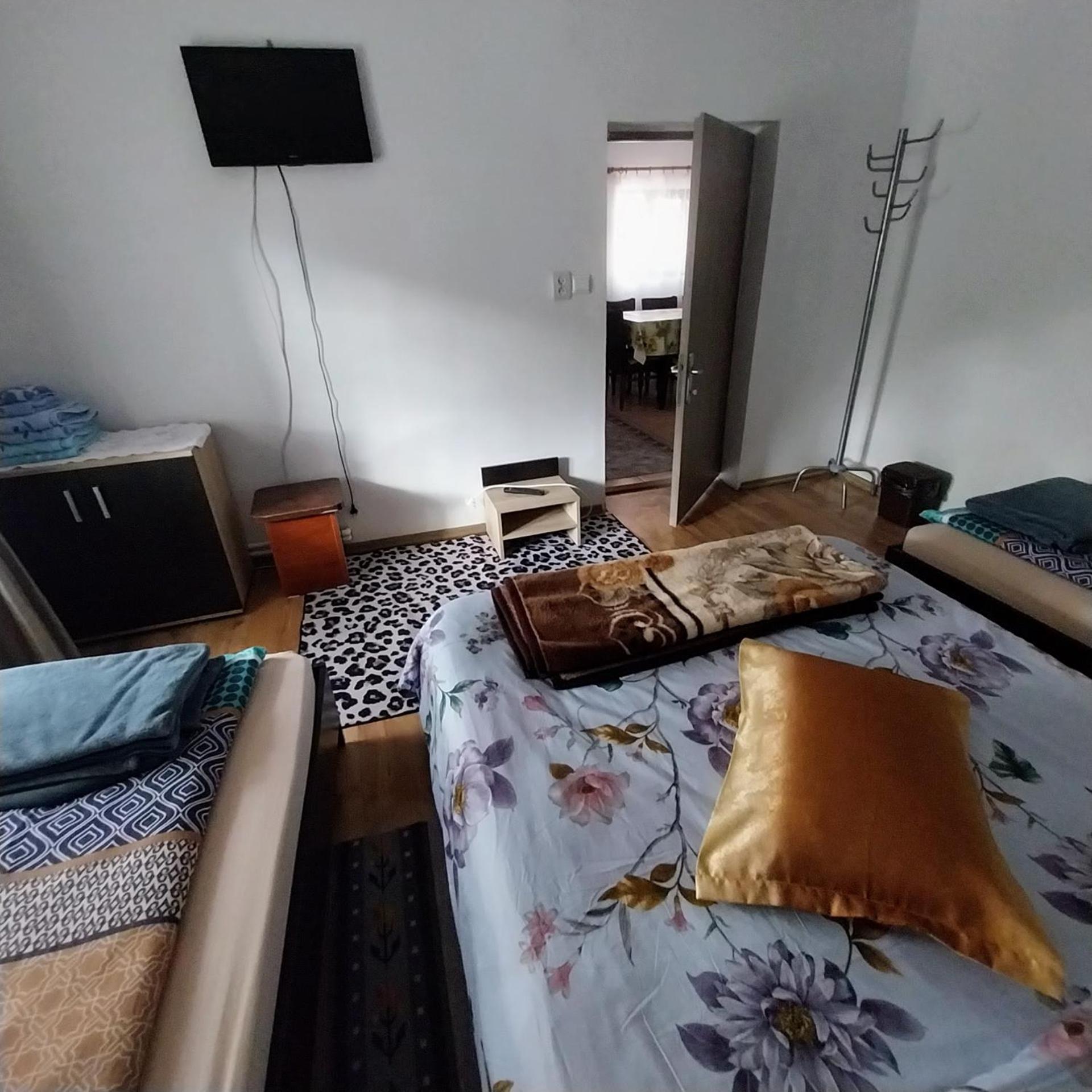 Hotel Casa Andreea Novaci-Străini Exteriér fotografie